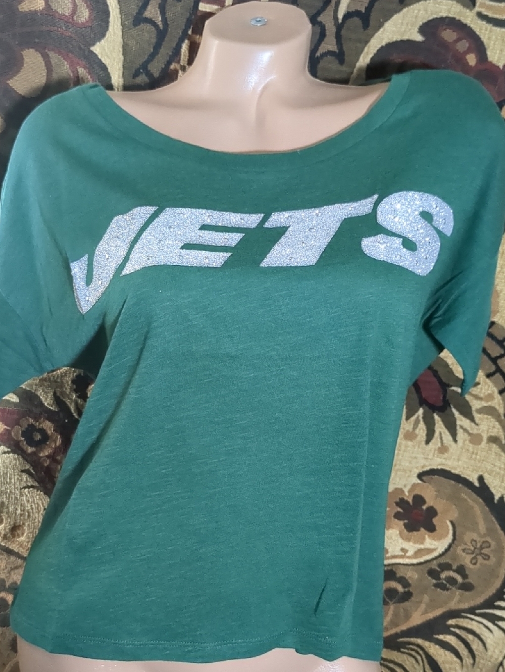 PINK Victoria's Secret Short Sleeve Tee in Dark Green